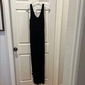 Elegant Black Maxi Dress